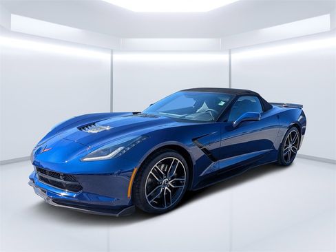Used 2017 Chevrolet Corvette Stingray Convertible image 7