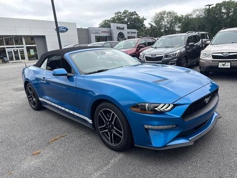 Certified 2021 Ford Mustang Convertible w/ Equipment Group 101A RWD image 4