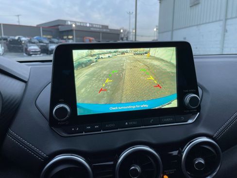 Used 2025 Nissan Sentra SV image 17