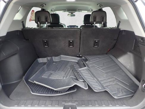 Used 2019 GMC Terrain SLT AWD/4WD image 8