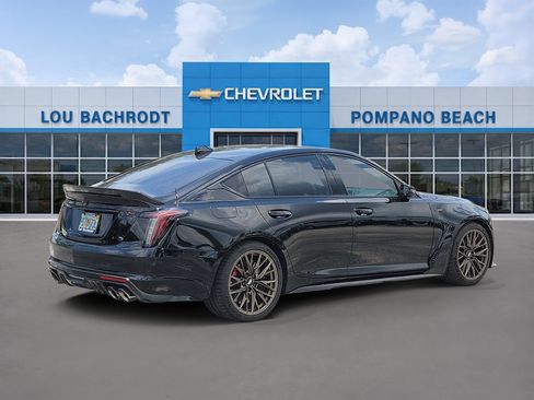 Used 2023 Cadillac CT5 V Blackwing w/ Carbon Fiber Package 2 RWD image 3