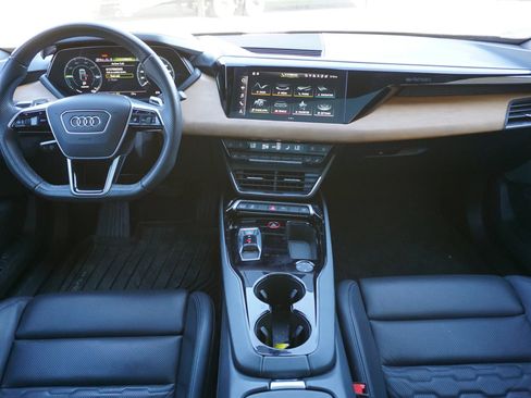Used 2023 Audi e-tron GT Premium Plus AWD/4WD image 22