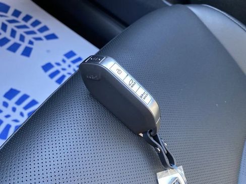 New 2026 Kia Sportage EX image 32