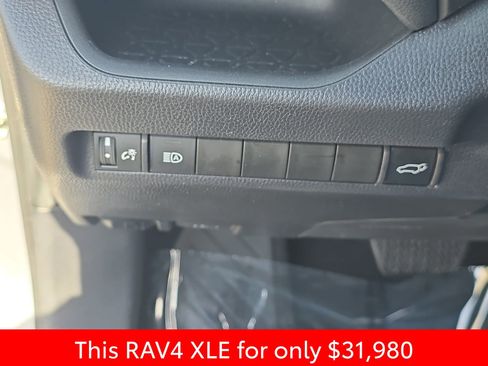 Used 2025 Toyota RAV4 XLE w/ Convenience Package image 31