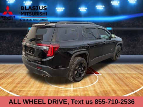 Used 2023 GMC Acadia AT4 w/ GMC Pro Grade Package image 4