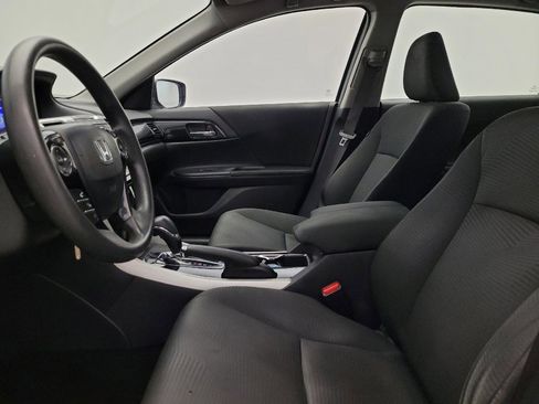 Used 2017 Honda Accord LX image 17