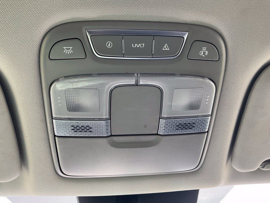 Used 2021 Kia Telluride LX AWD/4WD image 23
