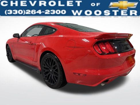 Used 2017 Ford Mustang Coupe image 3
