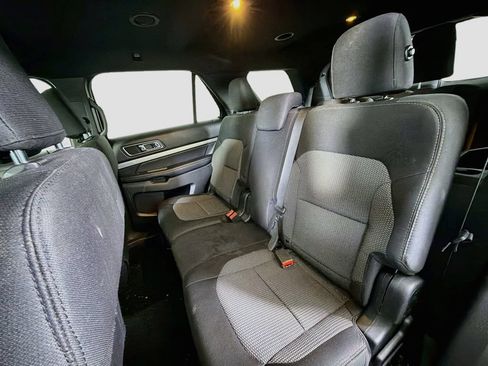 Used 2019 Ford Explorer XLT w/ Class III Trailer Tow Package FWD image 21
