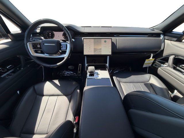 Certified 2025 Land Rover Range Rover SE AWD/4WD image 12