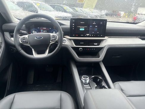 New 2026 Ford Explorer Active w/ Active Comfort Package image 36