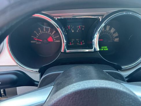Used 2009 Ford Mustang GT Premium RWD image 14
