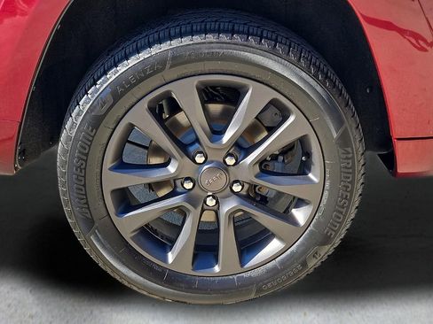 Used 2018 Jeep Grand Cherokee High Altitude image 8