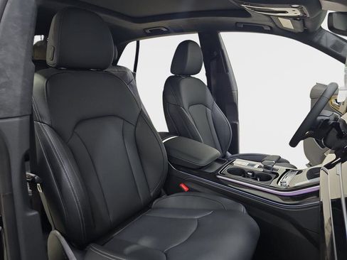 New 2026 Audi Q8 Prestige image 10