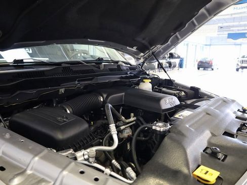 Used 2023 RAM 1500 Classic SLT w/ Trailer & Traction Group image 34