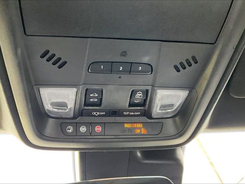 Used 2021 Cadillac XT4 Sport w/ Cold Weather Package FWD image 32