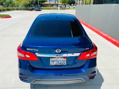 Used 2019 Nissan Sentra SV FWD image 6