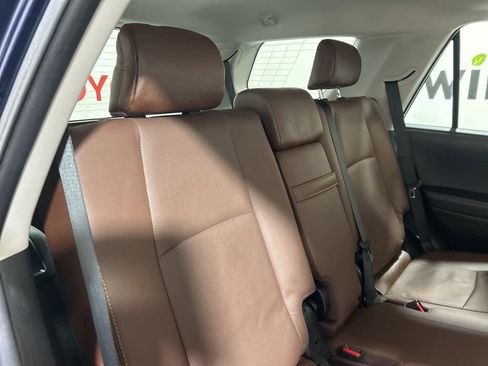 Used 2023 Toyota 4Runner Limited image 18