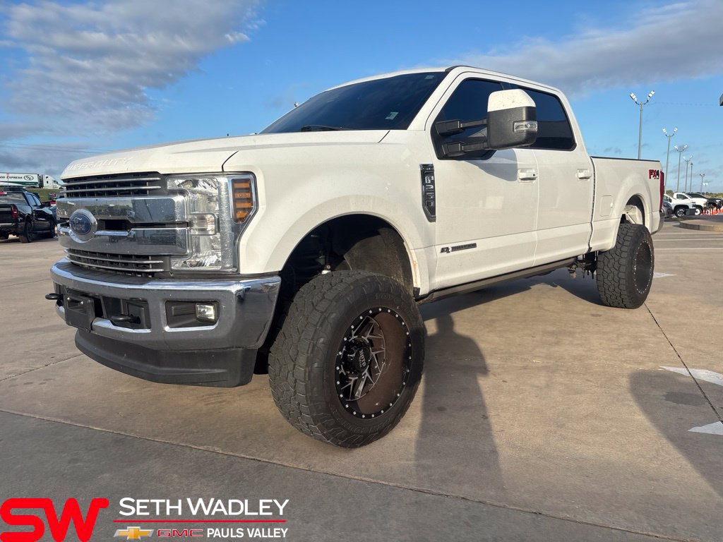 Used 2018 Ford F250 Lariat w/ Lariat Ultimate Package AWD/4WD image 3
