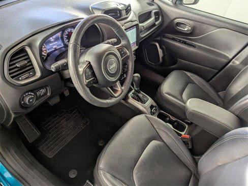 Certified 2022 Jeep Renegade Limited image 11