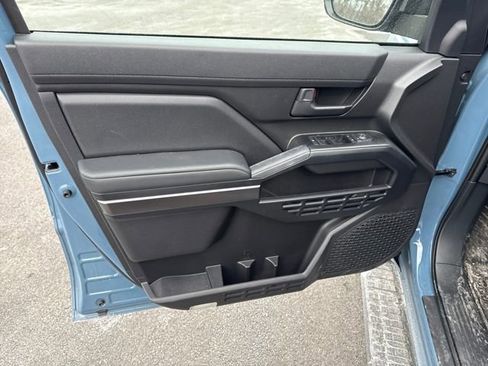 Certified 2025 Toyota 4Runner SR5 image 18