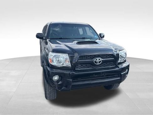 Used 2011 Toyota Tacoma 4x4 Double Cab image 7