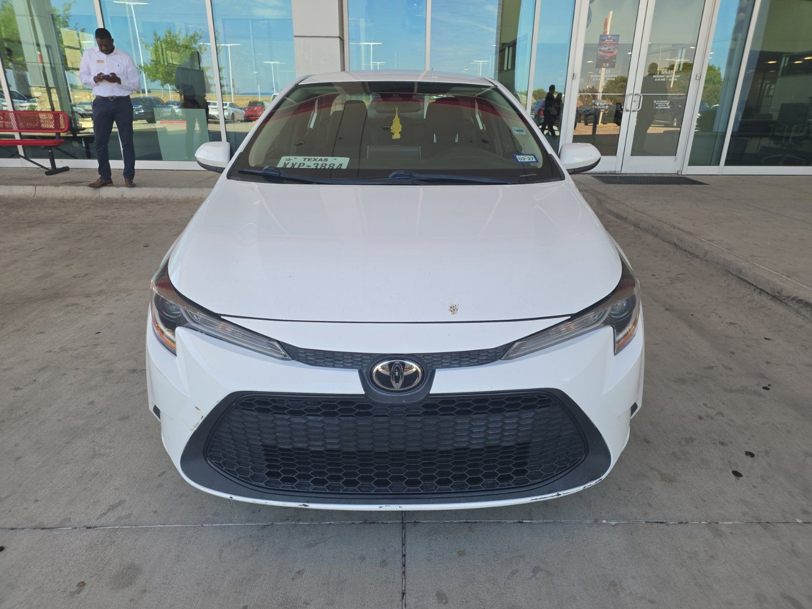 Used 2021 Toyota Corolla LE FWD image 21