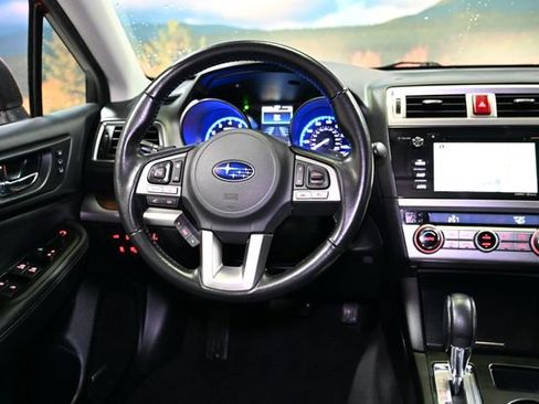 Used 2016 Subaru Outback 2.5i Limited image 48