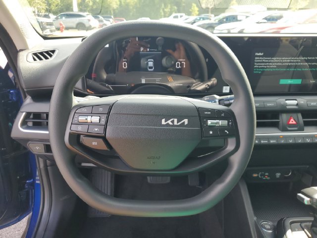 New 2026 Kia K4 FWD image 27
