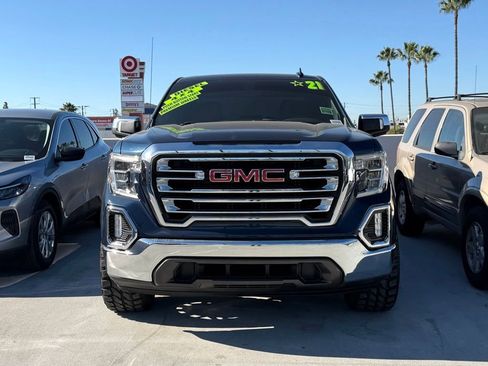 Used 2021 GMC Sierra 1500 SLT image 2