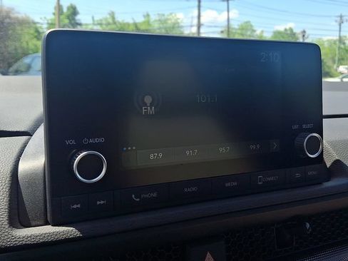 Used 2024 Honda CR-V EX image 18