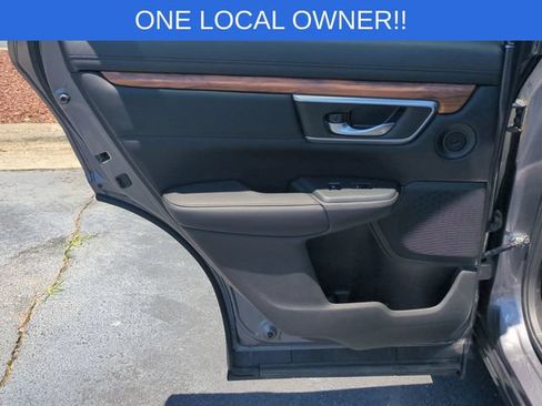 Used 2018 Honda CR-V Touring image 29