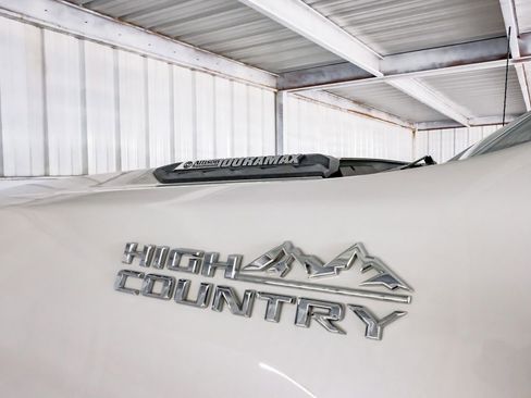 Used 2021 Chevrolet Silverado 2500 High Country w/ Z71 Off-Road Package image 56