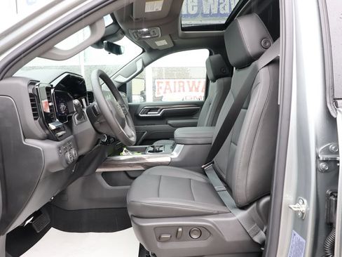 New 2026 Chevrolet Silverado 2500 LTZ w/ LTZ Plus Package AWD/4WD image 15