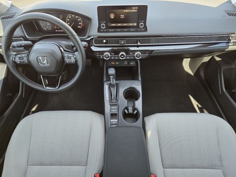 Certified 2024 Honda Civic EX image 28