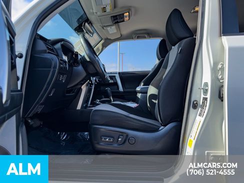 Used 2023 Toyota 4Runner SR5 AWD/4WD image 15