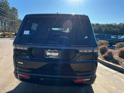 New 2026 Jeep Grand Wagoneer Limited AWD/4WD image 9