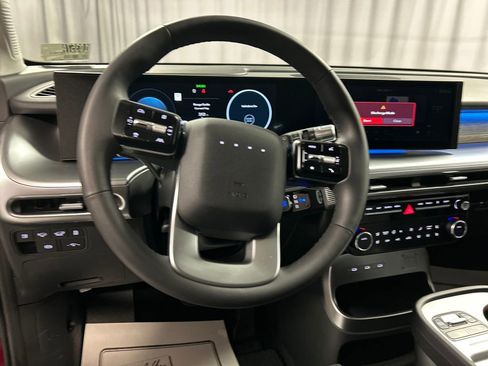 Used 2026 Hyundai Ioniq 9 SEL w/ Tow & Go Package image 13