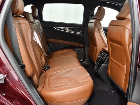 Used 2022 Lincoln Nautilus Reserve w/ Equipment Group 201A AWD/4WD image 19