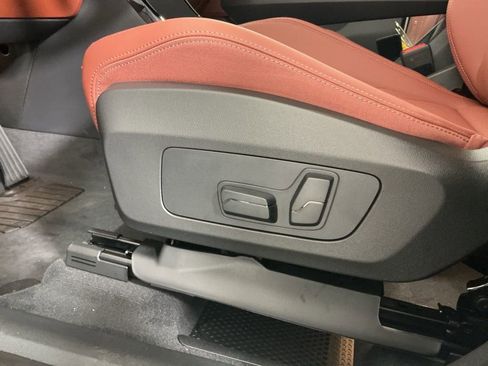 New 2026 BMW X1 xDrive28i w/ Convenience Package image 22