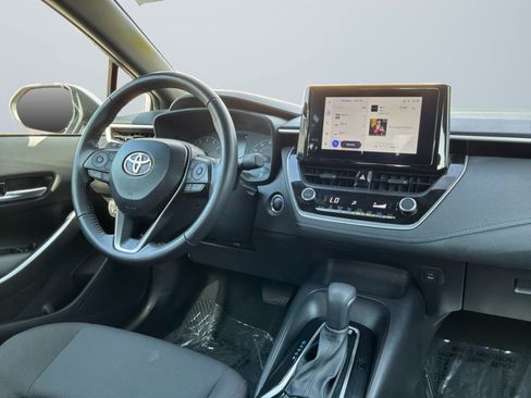 Used 2025 Toyota Corolla SE FWD image 14