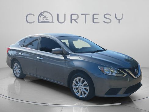 Used 2018 Nissan Sentra SV FWD image 9