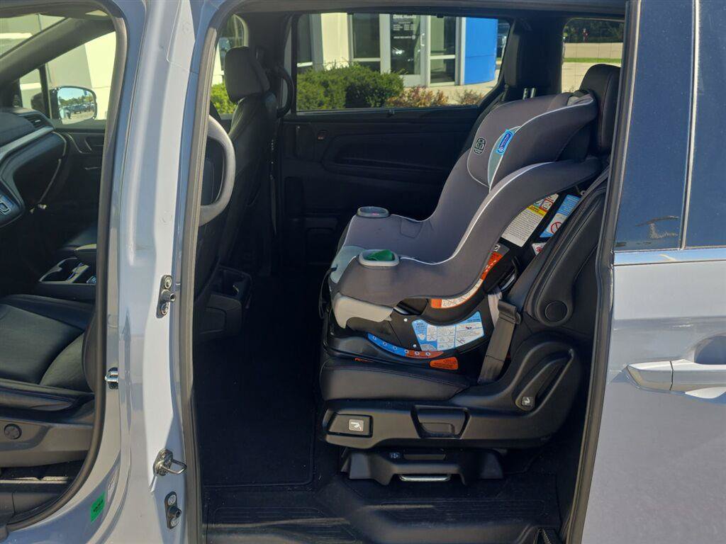 Used 2023 Honda Odyssey Sport image 11