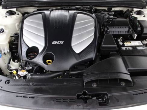 Used 2016 Kia Cadenza image 24