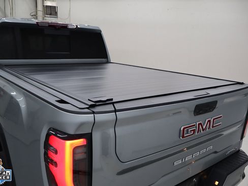 Used 2024 GMC Sierra 2500 AT4 w/ AT4 Premium Plus Package AWD/4WD image 25