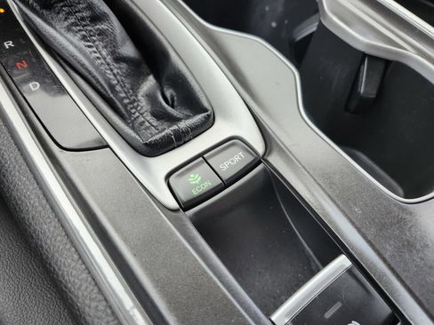 Used 2019 Honda Accord Sport image 8