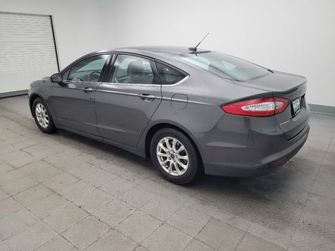 Used 2016 Ford Fusion S image 3