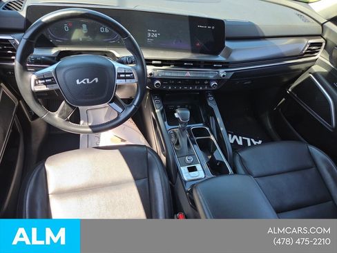 Used 2025 Kia Telluride S FWD image 12