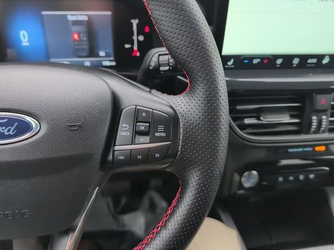 Used 2025 Ford Escape ST-Line w/ Tech Pack #1 image 26