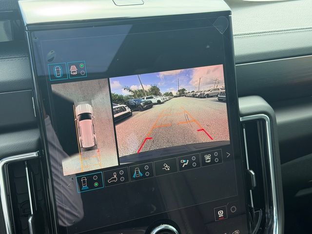 New 2026 GMC Yukon Denali w/ Denali Reserve Package AWD/4WD image 17